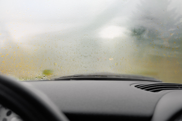 How To Clear The Fog On Car Windows